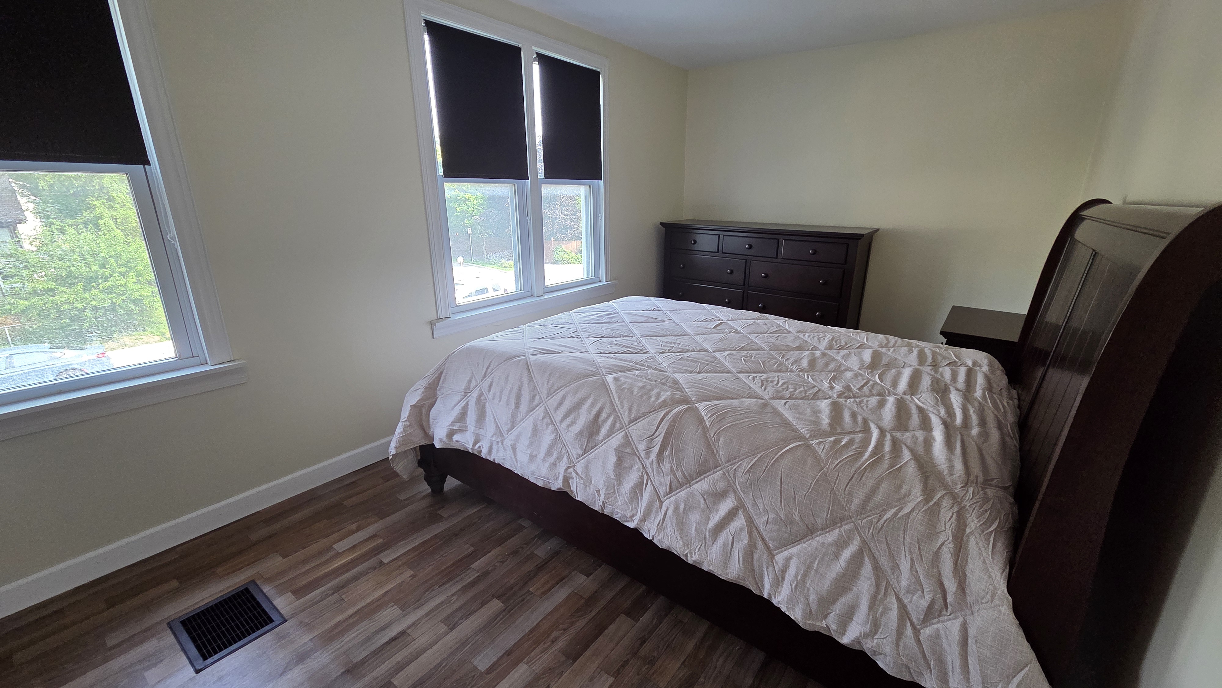 Ugly Kitchen bedroom 2